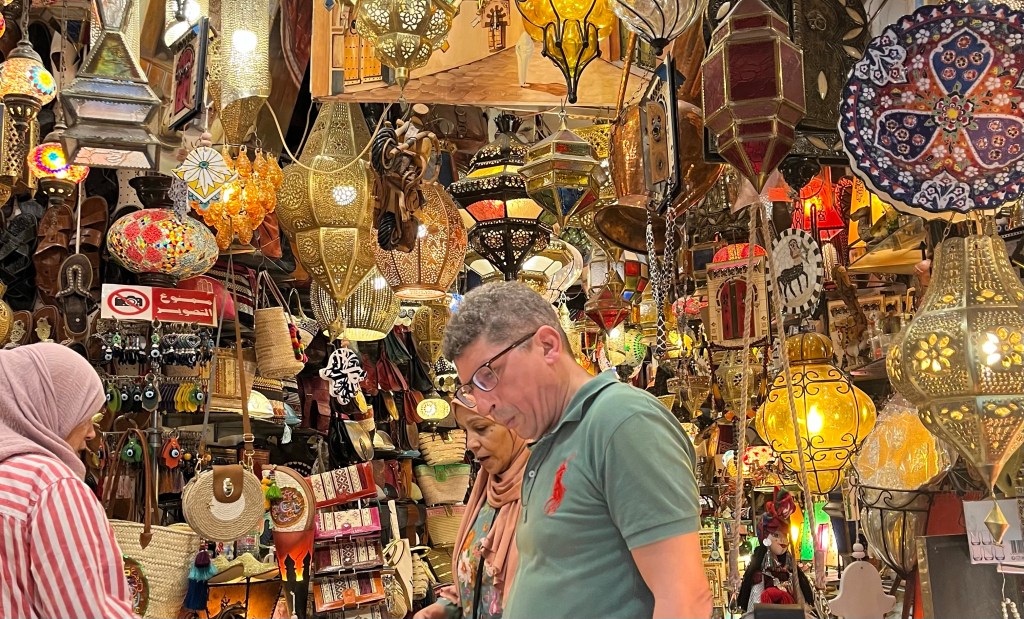 Túnis, uma cidade labiríntica de bazares&nbsp;coloridos