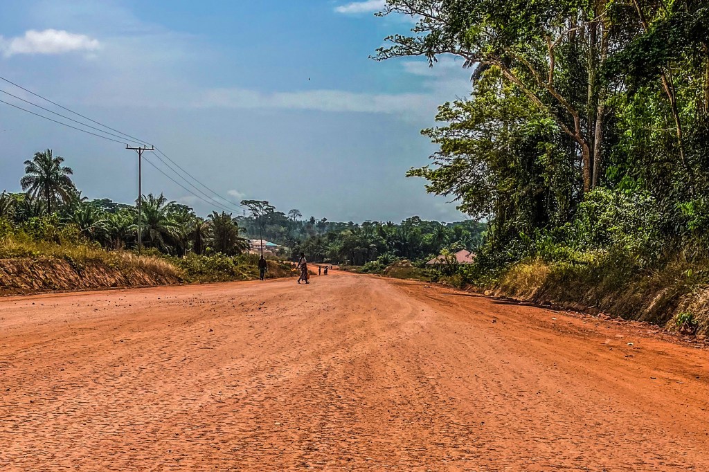 A tensa e burocrática fronteira Libéria-Costa do&nbsp;Marfim