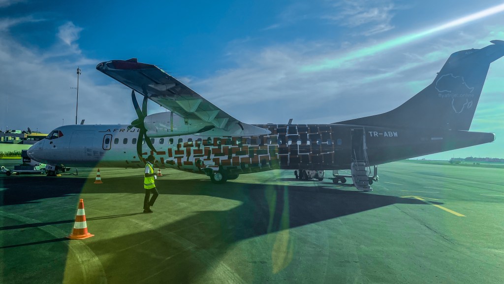 Como é viajar de avião entre países da África e a nossa entrada no&nbsp;Gabão