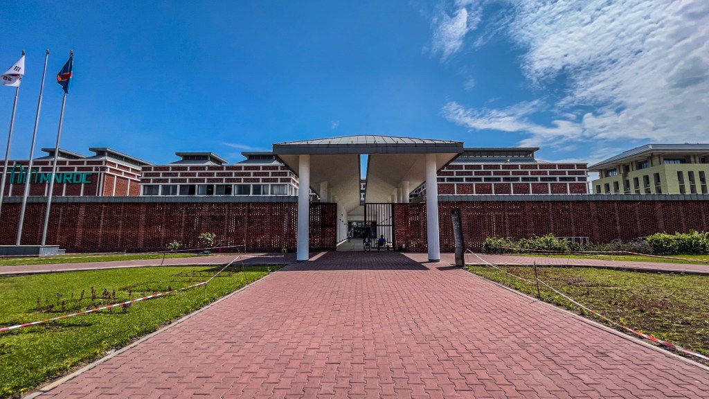 Com grande desigualdade social, RD Congo deixa lembranças ruins e rombo no&nbsp;orçamento