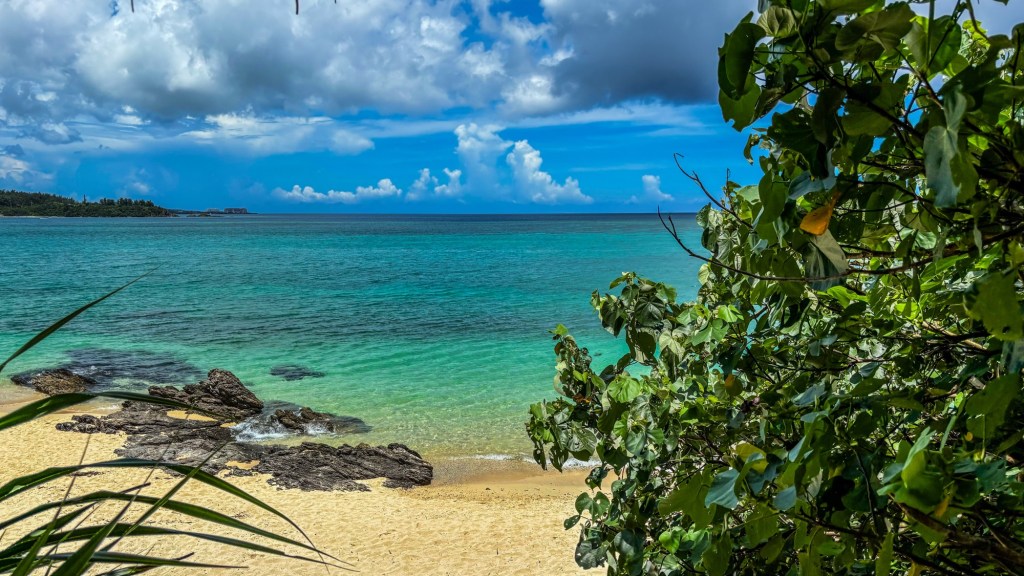 Okinawa, chamada de Havaí do Japão, tem praias lindas e rivalidade&nbsp;histórica