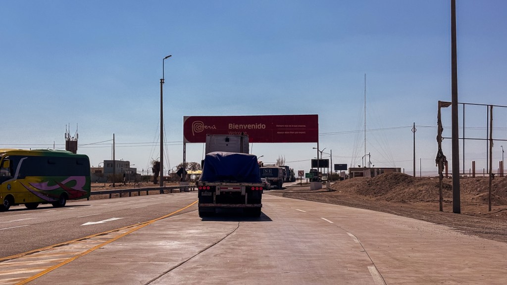 Fronteira Chile-Peru é movimentada, um tanto confusa e&nbsp;burocrática